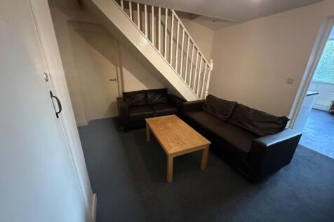Room 8, Spalding Way, CB1 photo 4