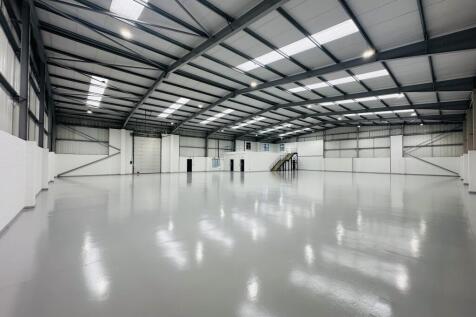 Light Industrial to rent Image 4