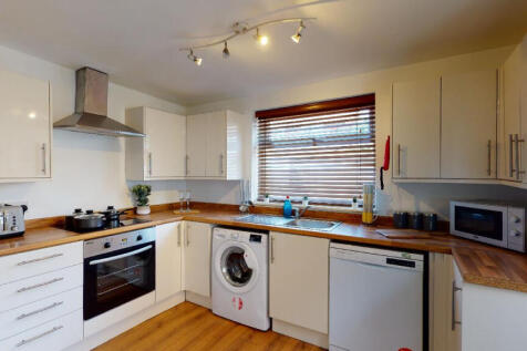 6-bed house on Langdale Road, Liverpool, £3,380/mo