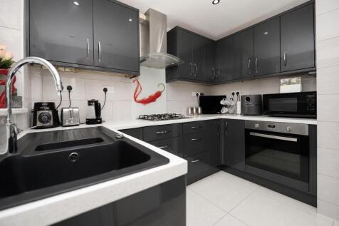 Kitchen..jpg