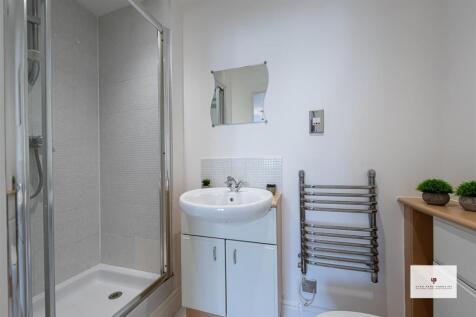 Regents Park Road 10@208-017 HR - HPA.jpg