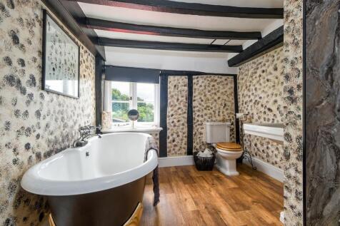 Clamp Farmhouse-3...