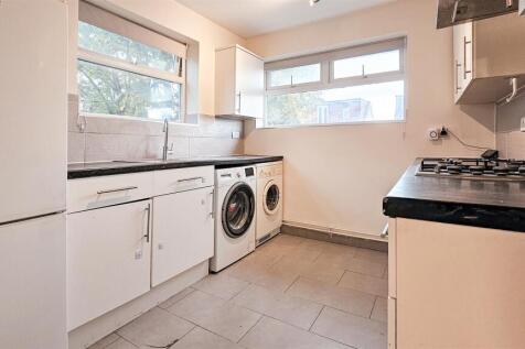 Fairey Avenue, Hayes photo 3