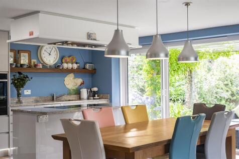 Kitchen/Dining Room Aspect