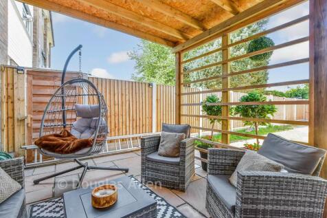 Patio / Decking