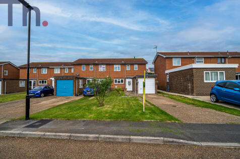 Front Elevation &amp; Garden/Parking