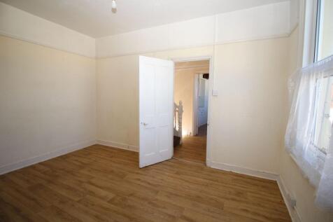 a Rosemary Road, Clacton-on-Sea photo 4