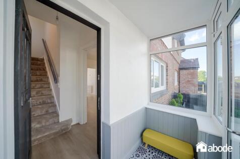 13 Flaxfield Road-16.jpg