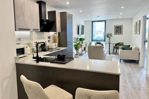 kitchen 2.jpg