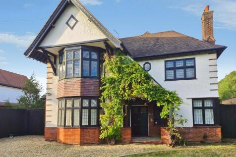 4 Bedroom House in PE1 4DT