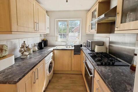 Lascelles Drive, Pontprennau, Cardiff, CF23 photo 5