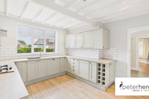 Breakfasting Kitchen