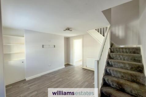 Beacons Hill, Denbigh, LL16 photo 3