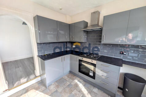 Tudor Place, South Shore, Blackpool, FY4 1PQ photo 3