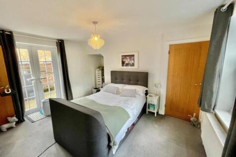 Bantam Cottage Bedroom.jpg