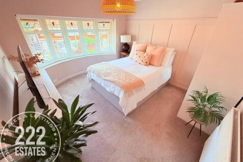 PHOTO-2025-08-15-12-54-41 (6).jpg