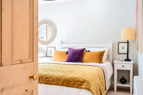 1354535-11-68c446...