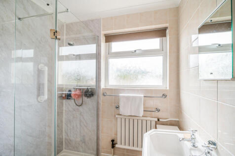 1334860-5-689c93f...