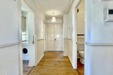 Enversham Court, London, London, London, SE23 photo 3