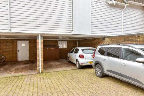 Driveway/Parking