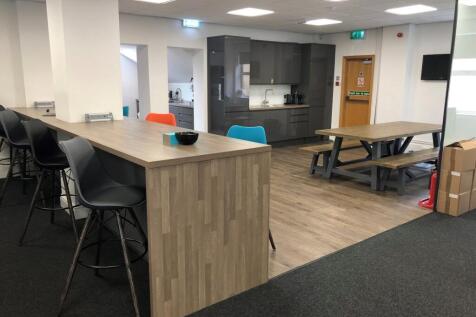 Office to rent Image 3