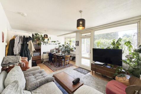 Jenkinsonhouse20260910-interior-6-9WyKhQol95NJu...