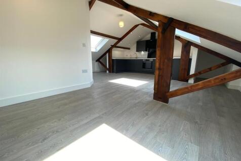 Bridge House Apartment 5, Calder Road, Mirfield photo 3