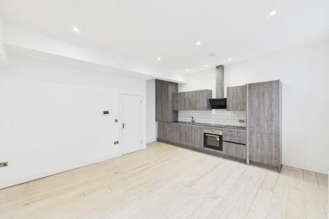 CAM03519G0-PR0418...