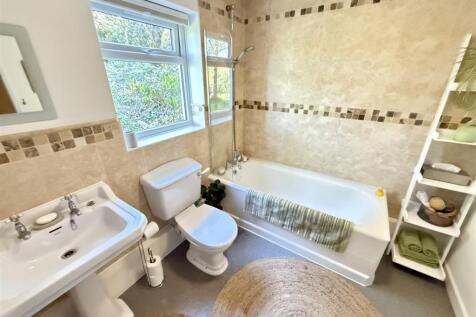 Ground floor bathroom