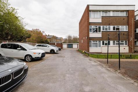 Drayton Road, E11