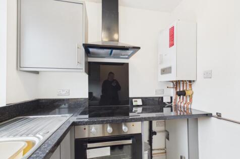 Lostock Avenue, Warrington, WA5 photo 4