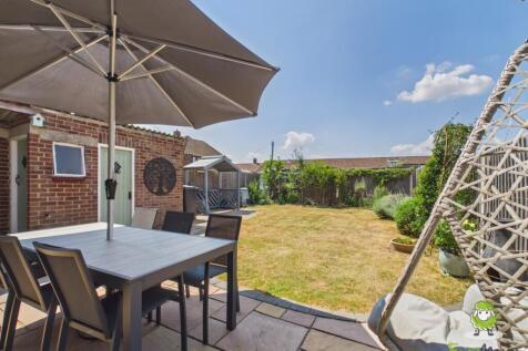 EweMove Estate Agents Basingstoke - 40 Western Way