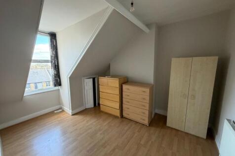Hoe Street, E17 photo 4