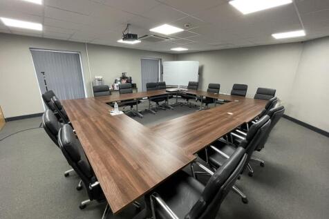 Office to rent Image 5