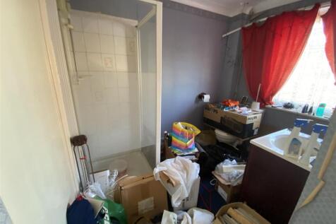 Ensuite Shower Room