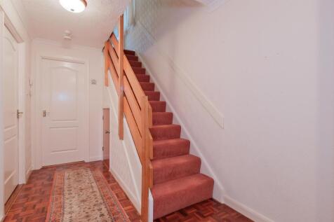 001-16 Blenheim Court Carluke ML8 4TB.jpg