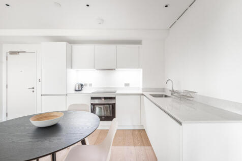 Hill House, Highgate Hill, Islington, London photo 5