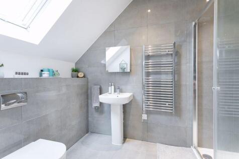 Main Bedroom En-suite