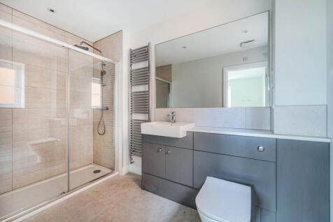 1364813-15-68fa45...