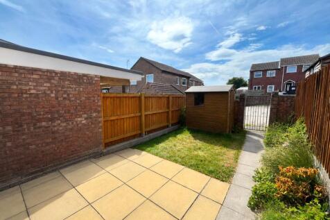 Barton Road, Barnstaple, Devon, EX32 photo 3