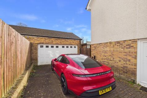 Drive Way