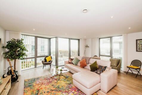 Worthing, BN11 - property photo