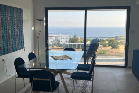 Outsanding 3 Bedroom Custom Penthouse Fully Furnished with Sea &amp; Mountain Views Image 9999 7