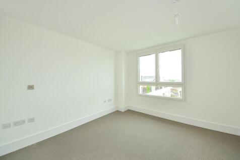 St. Luke's Avenue Clapham SW4 photo 4