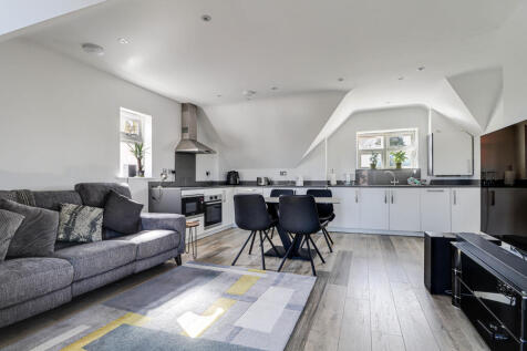 Living/Kitchen