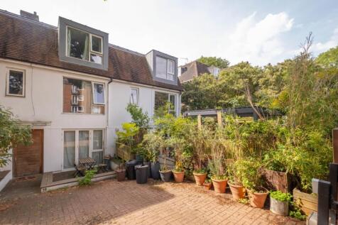Augustus Road London SW19 photo 4