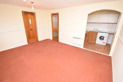 LOUNGE-BEDROOM (2).JPG