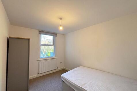 Eastland Road, Yeovil photo 3
