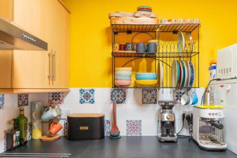 3S2LRHD - Kitchen A.jpg