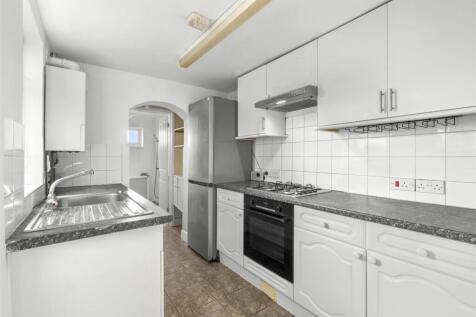 64 West End Rd, HP11 2QF-4.jpg